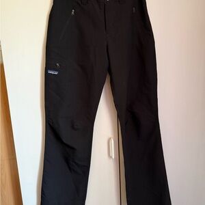 Patagonia Black Softshell Outdoor Pants with Zip Pocket